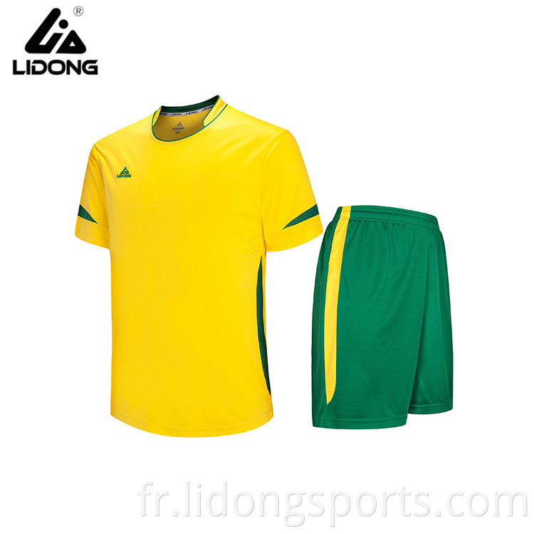 Acceptez des uniformes de football de soccer de soccer de la Coupe du monde de style personnalisé Uniforms de Chine